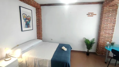 Room for rent with double bed Almeria