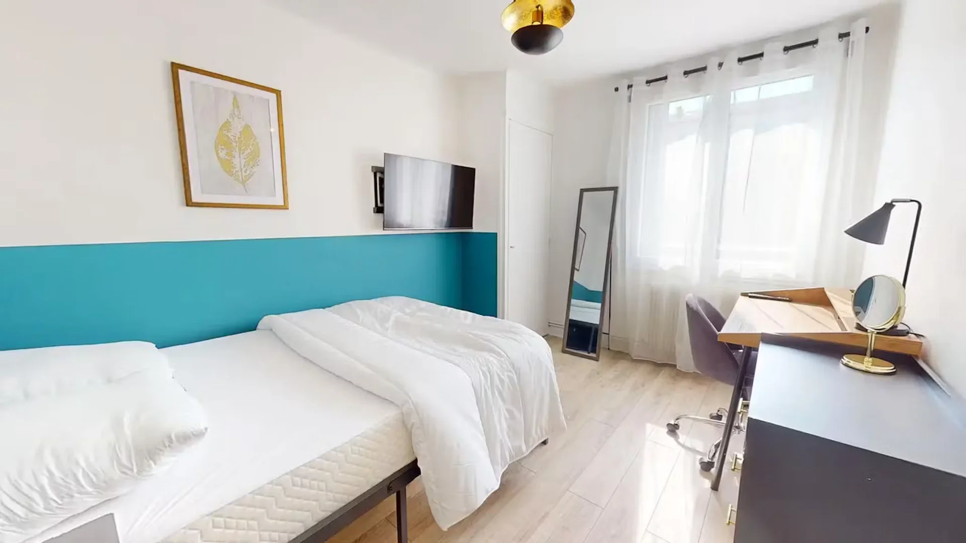 Funktionelles Studentenzimmer perfekt zum Studieren in 