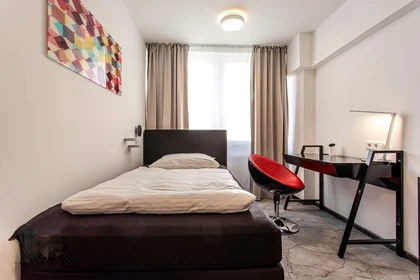 Renting rooms by the month in Frankfurt