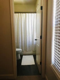 Room for rent in a shared flat in Hollywood