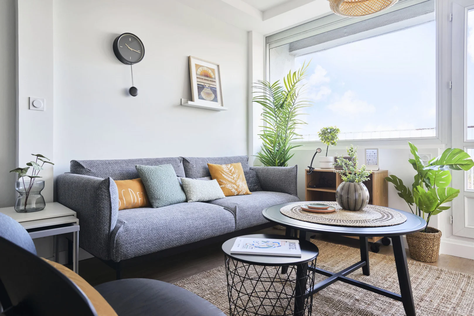 'de öğrenci dairesinde, tamamen mobilyalı kiralık oda