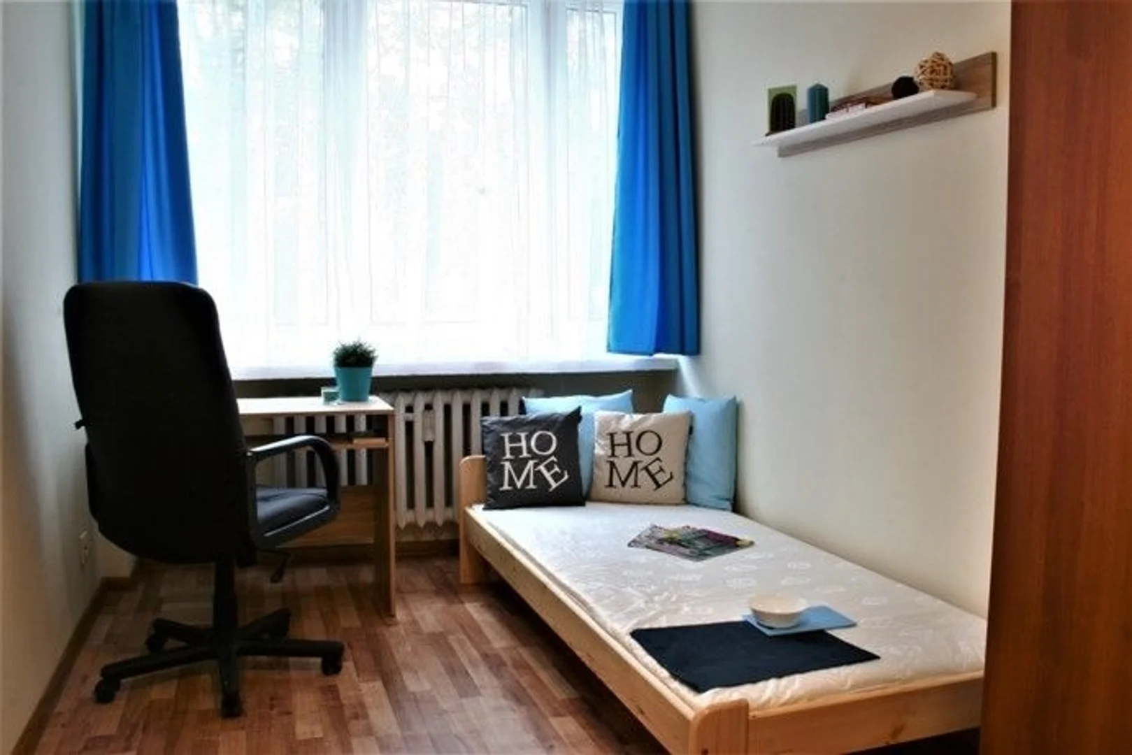 Przyjazny dla studentów pokój w  z nowoczesnymi udogodnieniami