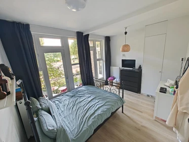 Room for rent with double bed Amsterdam