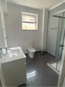Stanza privata in R. Bordalo Pinheiro, immagine 13 di 21