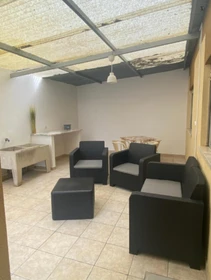 Stanza privata in R. Bordalo Pinheiro, immagine 20 di 21