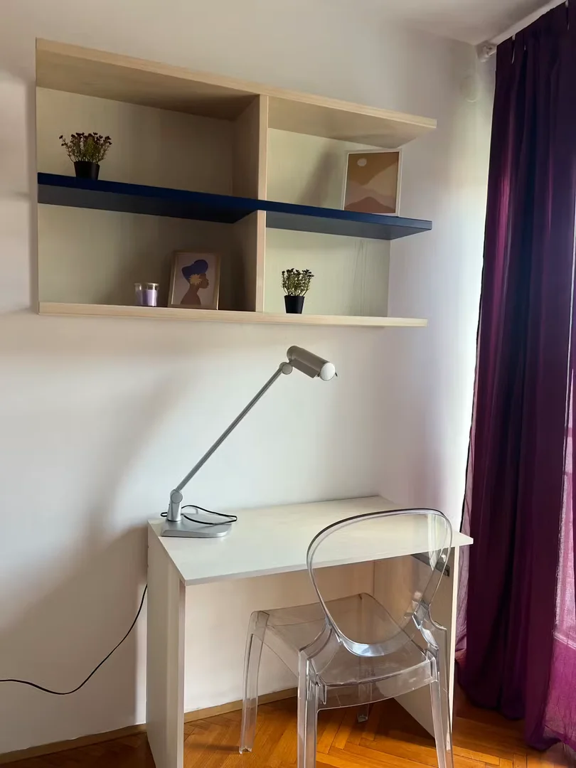 Budget-friendly student room close to campus in 