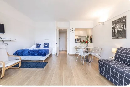 Quarto privado em Cannes, 06400, imagem 1 de 10