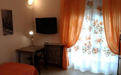 Stanza privata in Viale Renato Serra, immagine 22 di 36