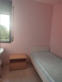 Habitación privada en Carrer d'Eugeni Ferrer Dalmau, imagen 2 de 13