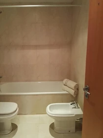 Habitación privada en Carrer d'Eugeni Ferrer Dalmau, imagen 9 de 13