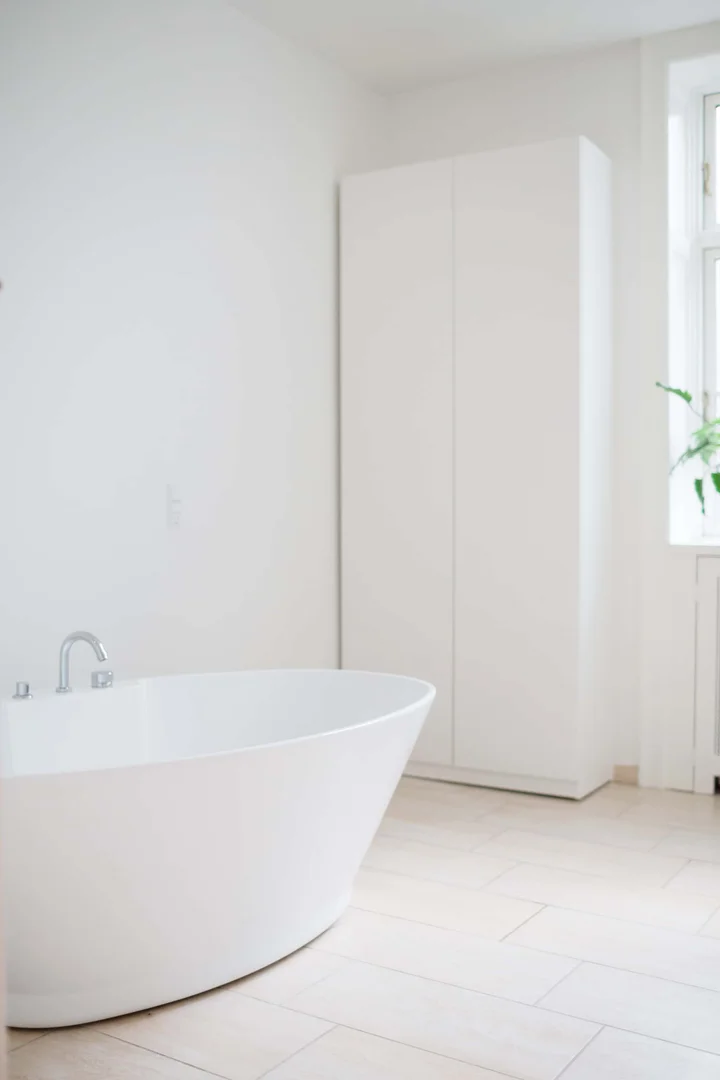 Habitación estudiantil amplia y cómoda en 