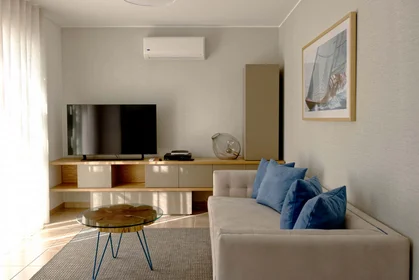 Appartamento intero in Rua Raul de Matos 82 8000 282, 8000-536 Faro, Portugal, immagine 1 di 10