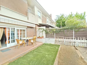 Chambre privée à C. del Aliso, 20, 28903 Getafe, Madrid, Spagna, image 25 de 26