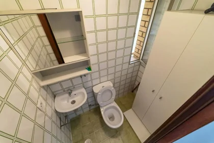 Habitación privada en C. Alhambra, 41005 Sevilla, Spain, imagen 15 de 18