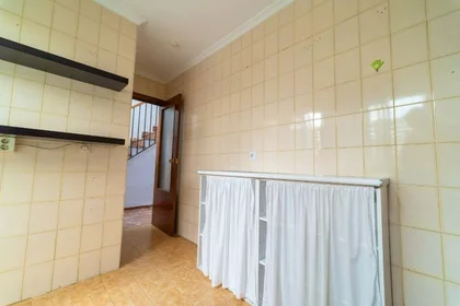 Habitación privada en C. Alhambra, 41005 Sevilla, Spain, imagen 6 de 18