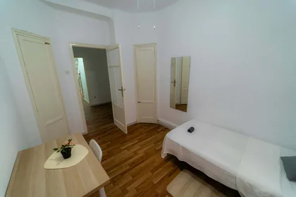 Özel oda konumu C. Palacio Valdés, 41005 Sevilla, Spain, 6 16 görüntüsü