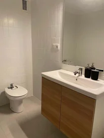 Privatzimmer in der Ronda de la Magdalena, 75, 12004 Castelló de la Plana, Castelló, España, bild 11 von 14