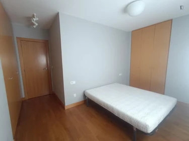 Günstiges Privatzimmer in Pamplona-iruna