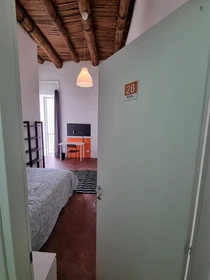 Room for rent in a shared flat in Napoli