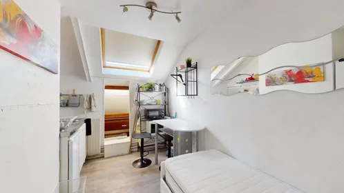 Apartamento inteiro em Rue Sambin, Centre Ville, imagem 1 de 10