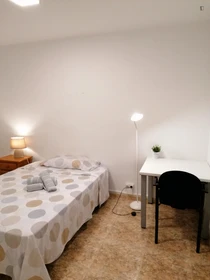 Cheap private room in Terrassa