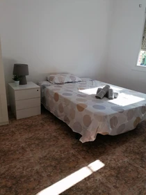 Bright private room in Terrassa