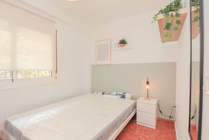 Quarto para alugar com cama de casal em Reus