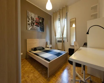 Privatzimmer in der Via Benedetto Marcello, bild 3 von 29
