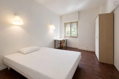 Privatzimmer in der Estrela - Travessa do Possolo, 1º esq, bild 8 von 19