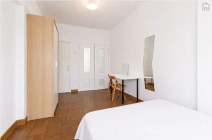 Privatzimmer in der Estrela - Travessa do Possolo, 1º esq, bild 6 von 19