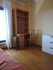 Habitación privada en Oriente - Av. Berlim, imagen 23 de 27