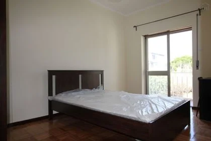Habitación privada en Rua Dom António Bento Martins Júnior, 3, imagen 7 de 11