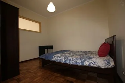 Chambre privée à Rua Dom António Bento Martins Júnior, 3, image 7 de 10
