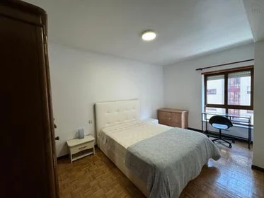 Chambre privée à Rua Padre António Vieira, 3, image 15 de 16