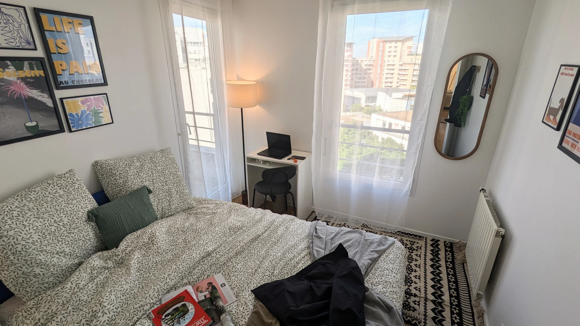 Cozy room for students available in 