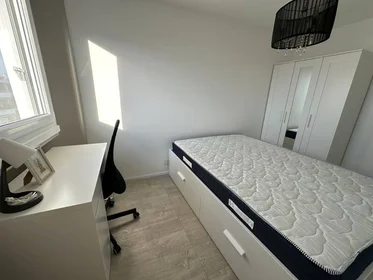 Private room at Noisy-le-grand, 93160, image 11 of 16