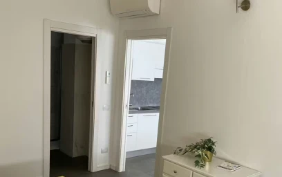 Entire apartment at Via Francesco Crispi, image 6 of 10
