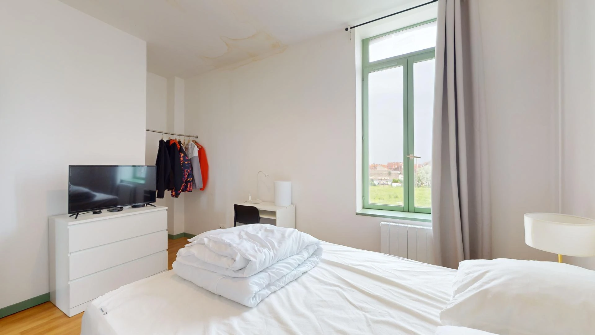 Chambre d'étudiant confortable et spacieuse dans 