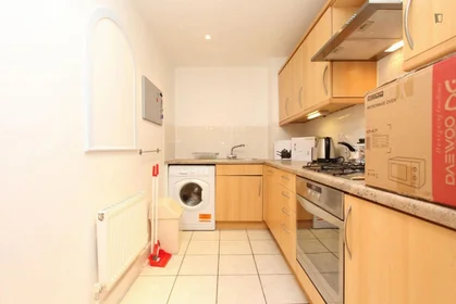 Privatzimmer in der Bartholomew Court, 10 Newport Avenue, bild 9 von 15
