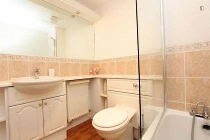 Privatzimmer in der Bartholomew Court, 10 Newport Avenue, bild 10 von 15