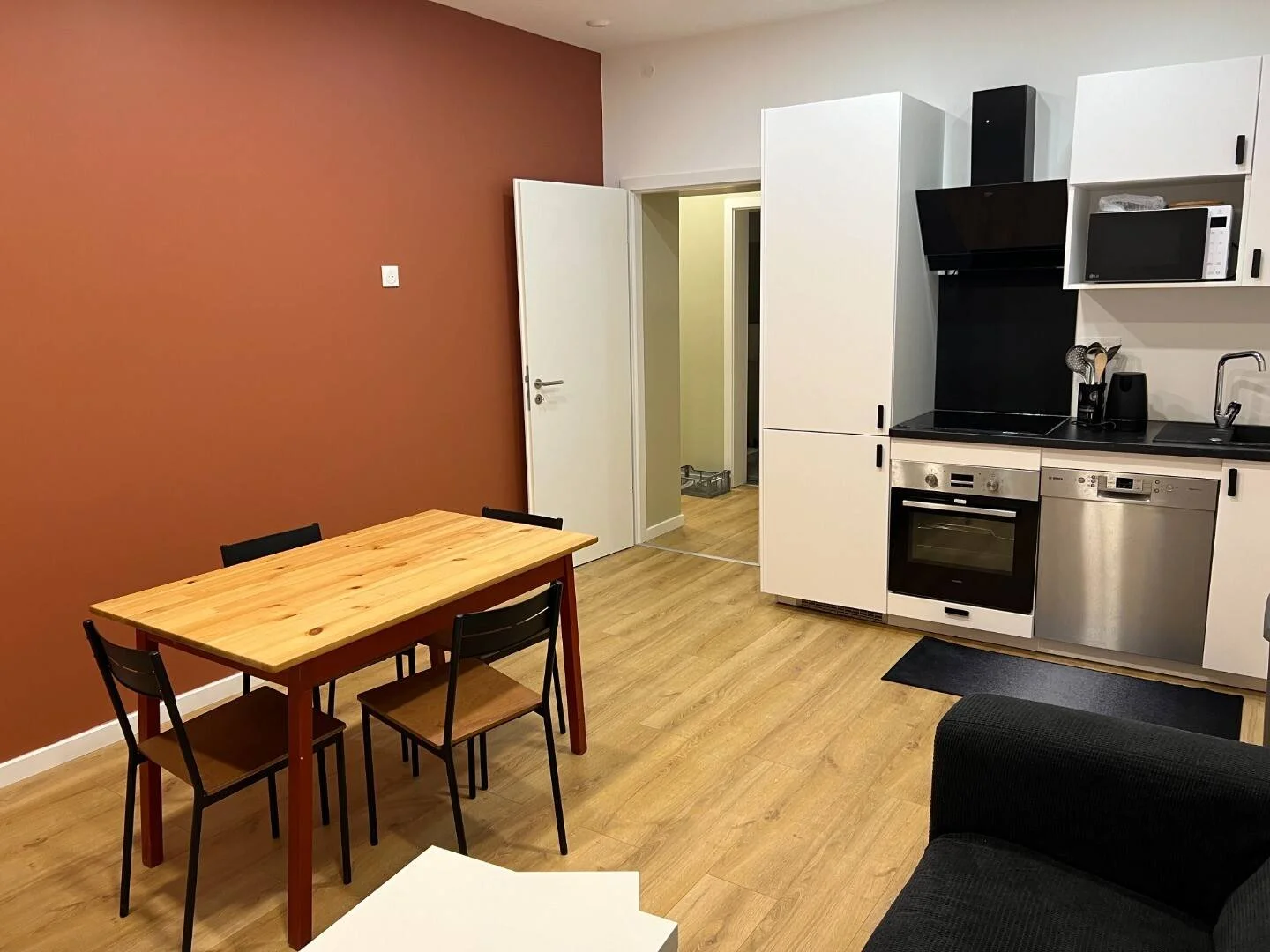 Chambre conviviale pour les étudiants dans  avec des équipements modernes