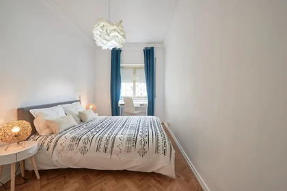 Zimmer mit Doppelbett zu vermieten Lisboa