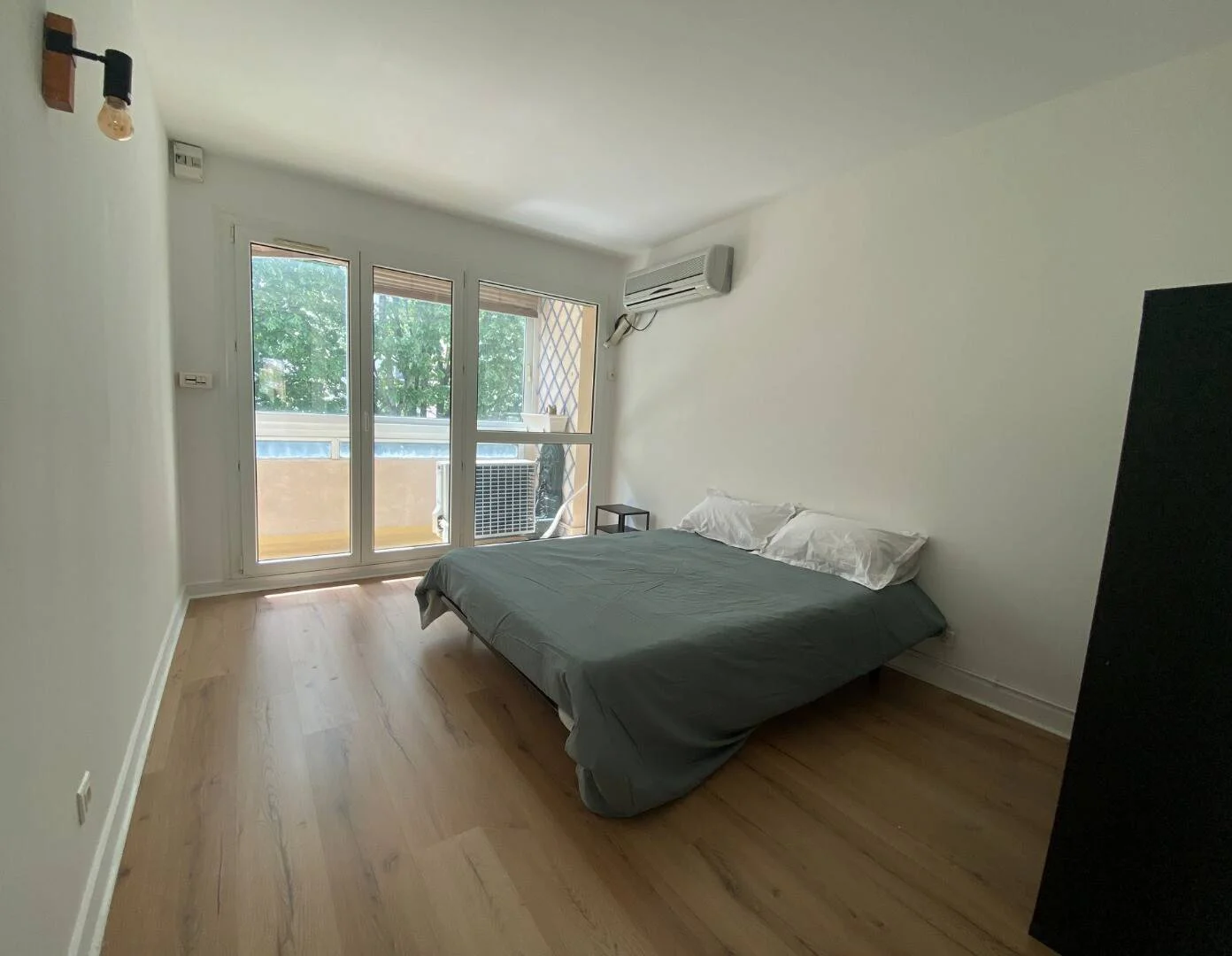 Habitación asequible para estudiantes con buena iluminación en 