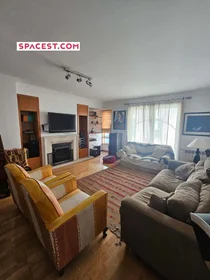 Toda a acomodação em R. dos Arrais 6, 3800-181 Aveiro, Portugal, imagem 1 de 14