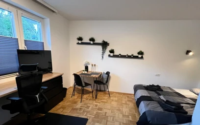 Entire apartment at Roermonder Straße, image 2 of 12