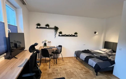 Entire apartment at Roermonder Straße, image 7 of 12