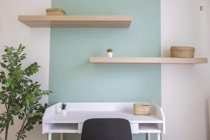 Private room at Boulevard Albert 1er, image 8 of 49