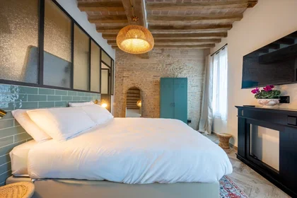 Logement entier à Strada Nino Bixio, Oltretorrente, image 3 de 10