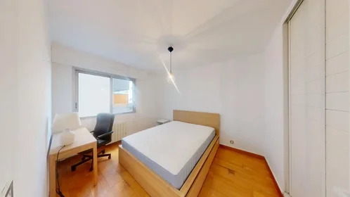 Stanza privata in Rue d'Alco, Les Cévennes, immagine 1 di 10