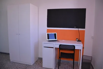 Privatzimmer in der Via Ingurtosu, Is Mirrionis, bild 3 von 9